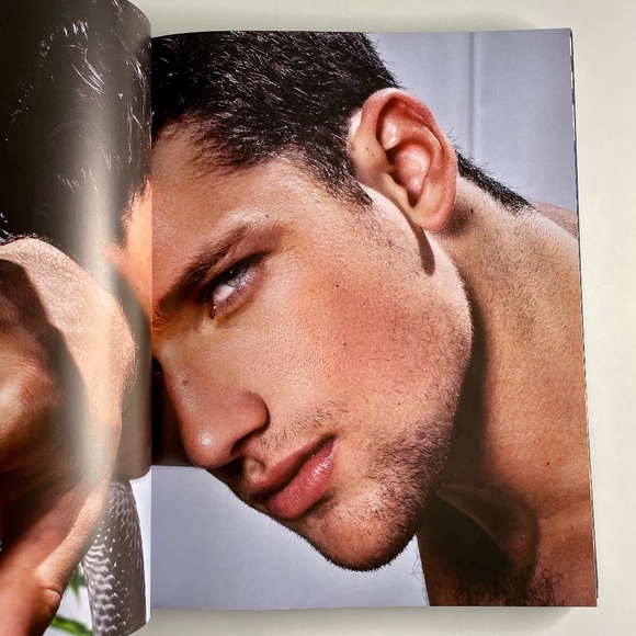 Alfredo Albanesi Photography Art Fashion Hardcover Coffee Table Book - Picture 8 of 13